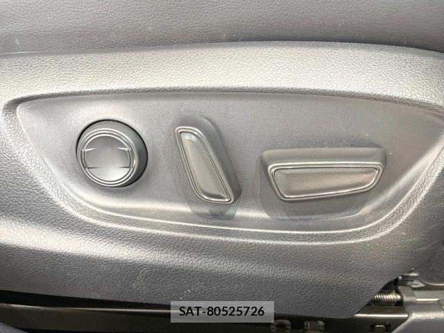 Toyota PRIUS 2019-03 7329428-5