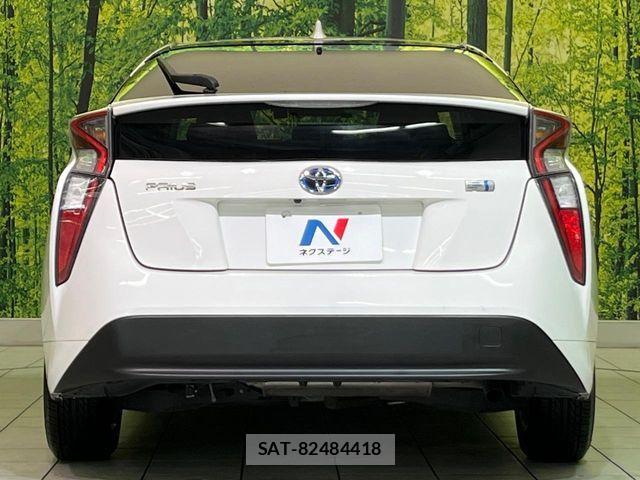 Toyota PRIUS 2017-04 7329437-13