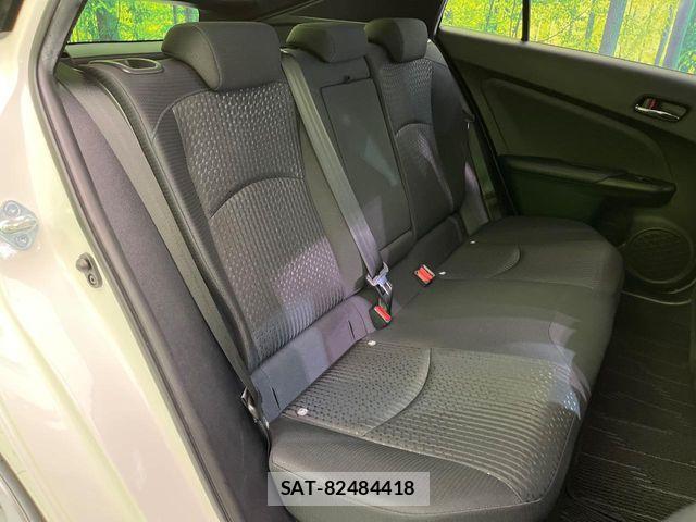 Toyota PRIUS 2017-04 7329437-7