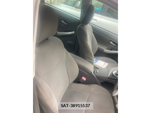 Toyota PRIUS 2010-12 7329478-14