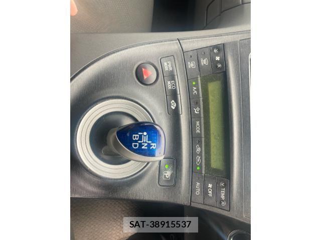 Toyota PRIUS 2010-12 7329478-22