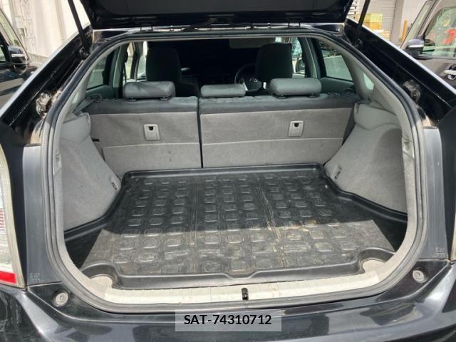 Toyota PRIUS 2009-07 7329469-9