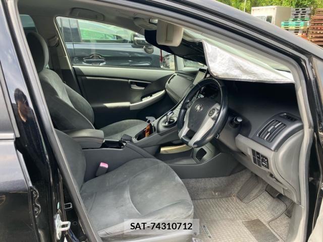 Toyota PRIUS 2009-07 7329469-12