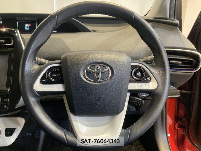 Toyota PRIUS 2016-05 7329399-19