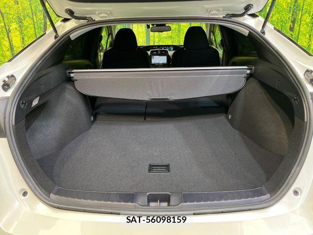 Toyota PRIUS 2018-02 7329435-10