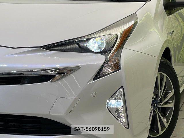 Toyota PRIUS 2018-02 7329435-11