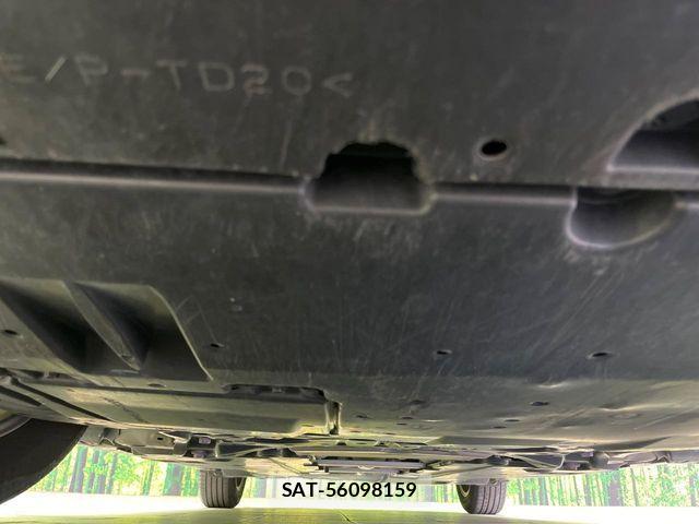 Toyota PRIUS 2018-02 7329435-18