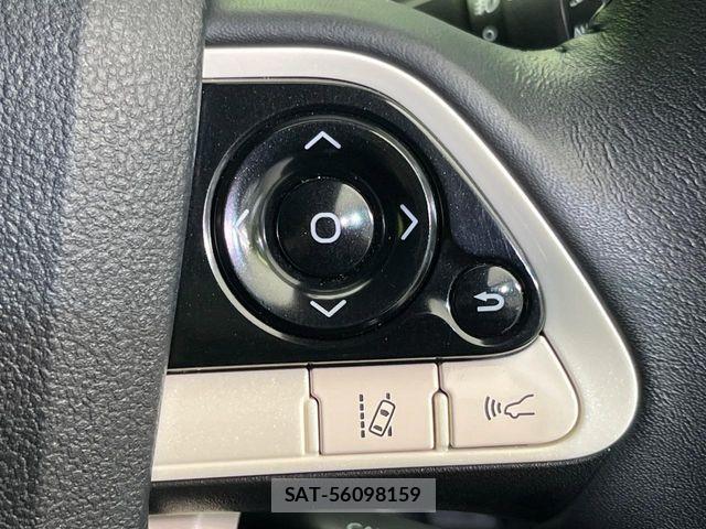 Toyota PRIUS 2018-02 7329435-5