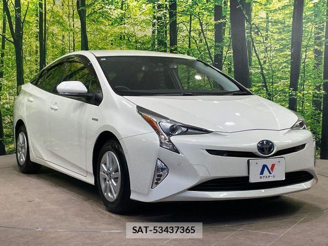 Toyota PRIUS 2018-10 7329432-15