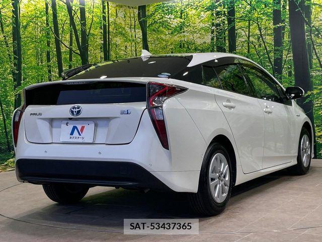 Toyota PRIUS 2018-10 7329432-16