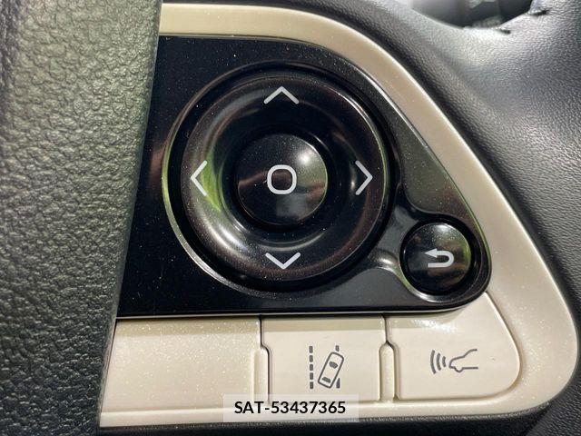 Toyota PRIUS 2018-10 7329432-6