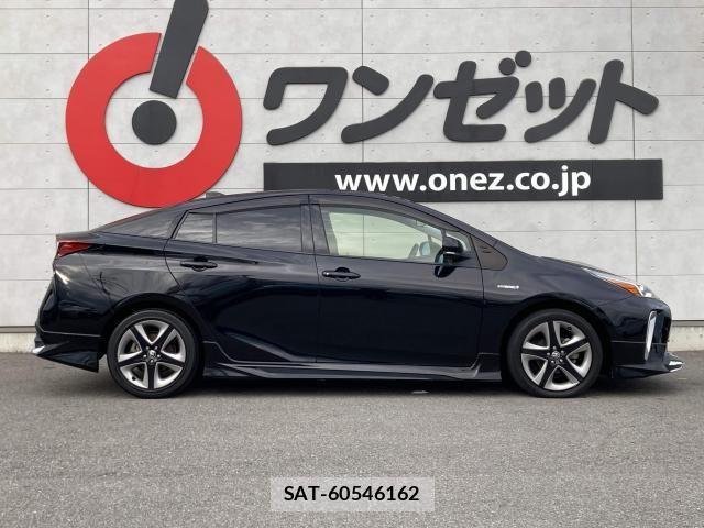 Toyota PRIUS 2019-08 7329431-19