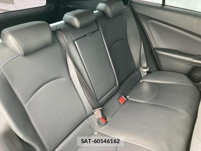 Toyota PRIUS 2019-08 7329431-22