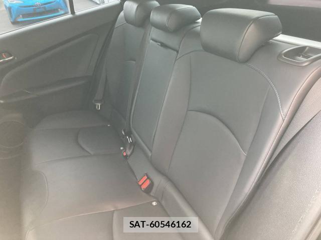 Toyota PRIUS 2019-08 7329431-25