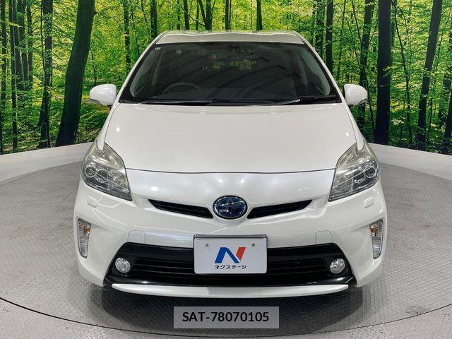 Toyota PRIUS 2013-12 7329445-14