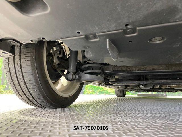 Toyota PRIUS 2013-12 7329445-19