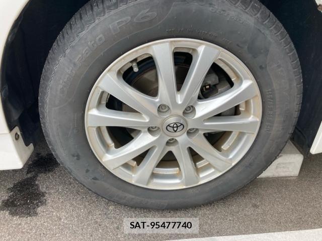 Toyota PRIUS 2015-03 7329467-9
