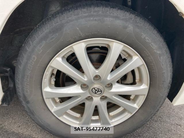 Toyota PRIUS 2015-03 7329467-11