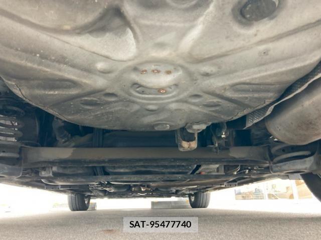 Toyota PRIUS 2015-03 7329467-14