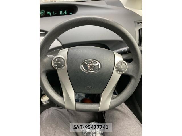 Toyota PRIUS 2015-03 7329467-16