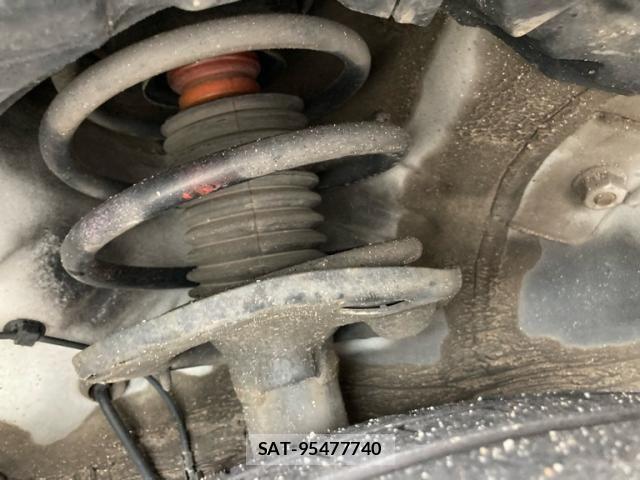 Toyota PRIUS 2015-03 7329467-8
