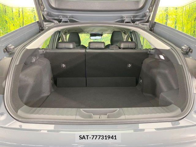 Toyota PRIUS 2023-05 7329404-9