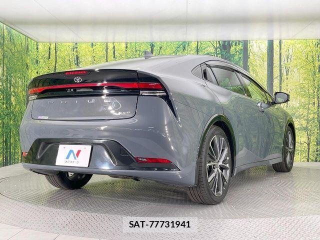 Toyota PRIUS 2023-05 7329404-16