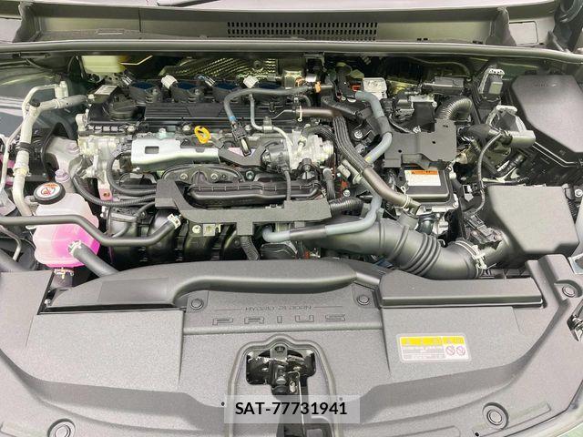 Toyota PRIUS 2023-05 7329404-17