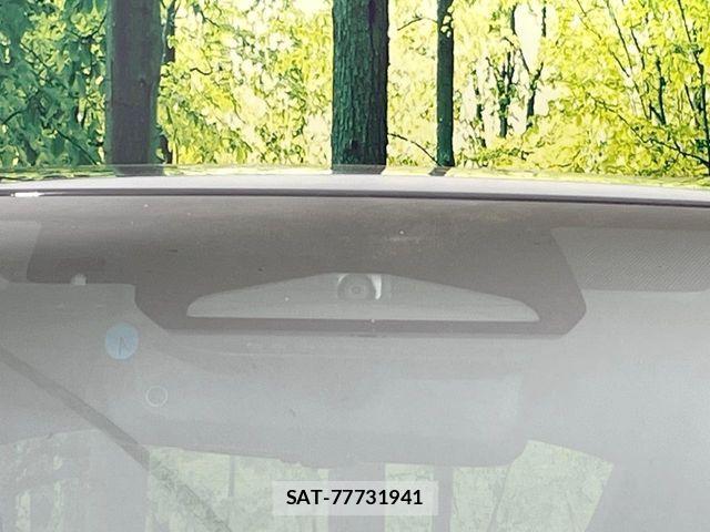Toyota PRIUS 2023-05 7329404-4