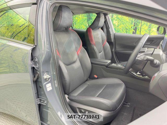 Toyota PRIUS 2023-05 7329404-7