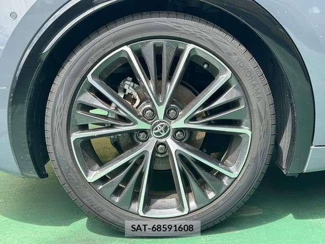 Toyota PRIUS 2025-02 7329400-12