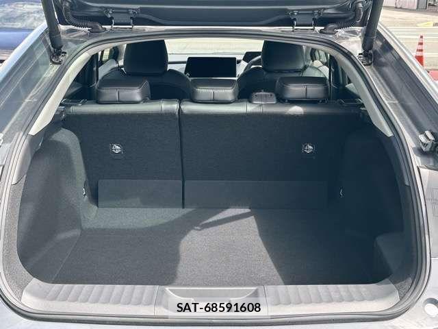 Toyota PRIUS 2025-02 7329400-8