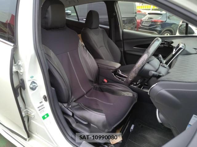 Toyota PRIUS 2016-03 7329426-12
