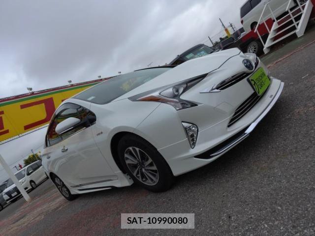 Toyota PRIUS 2016-03 7329426-24