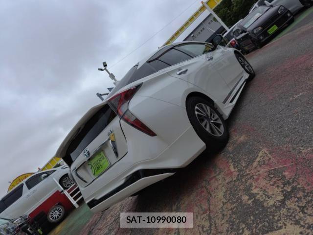 Toyota PRIUS 2016-03 7329426-25