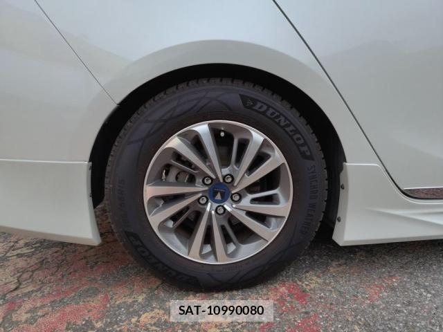 Toyota PRIUS 2016-03 7329426-26