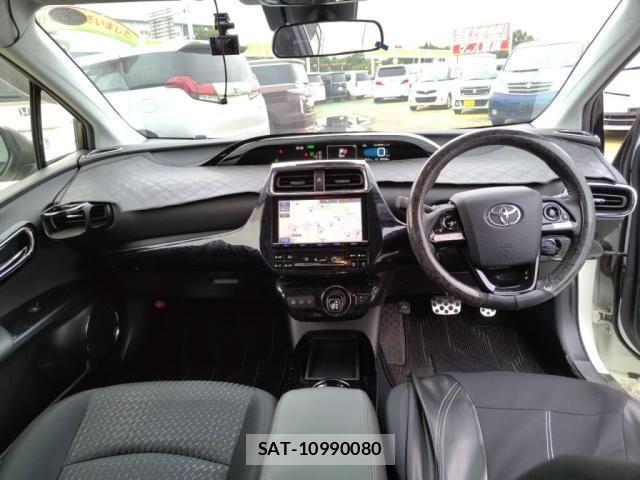 Toyota PRIUS 2016-03 7329426-2
