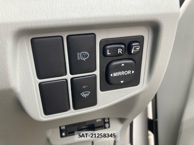 Toyota PRIUS 2009-07 7329477-10