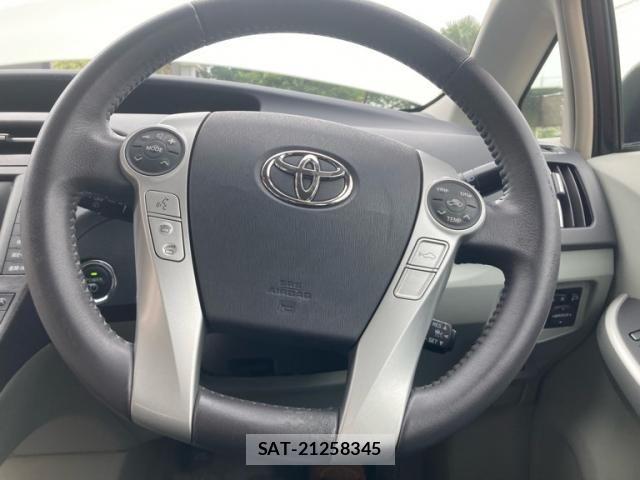 Toyota PRIUS 2009-07 7329477-11