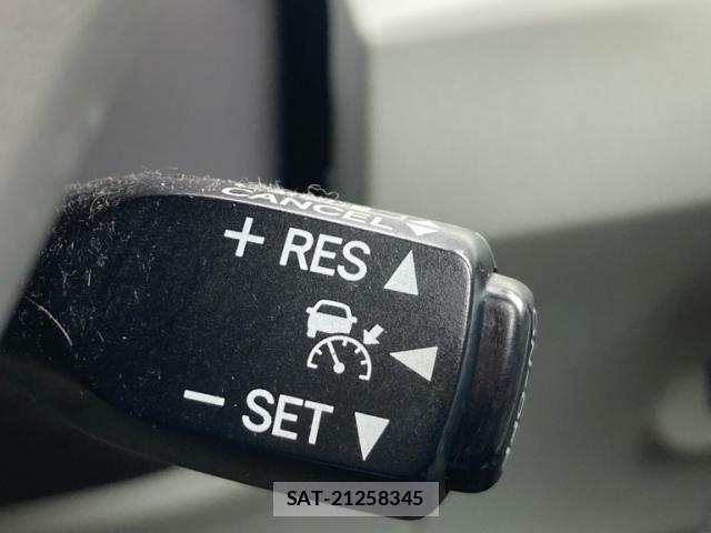Toyota PRIUS 2009-07 7329477-12