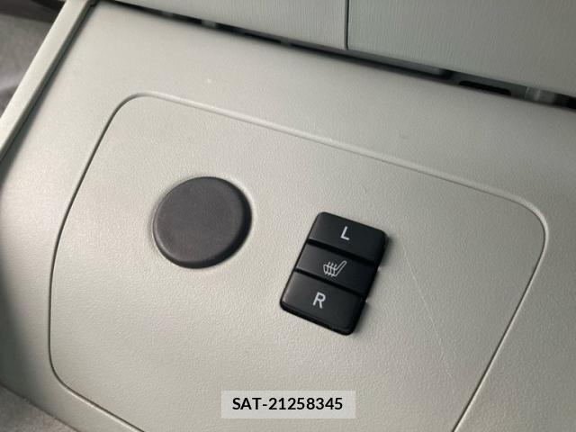 Toyota PRIUS 2009-07 7329477-15