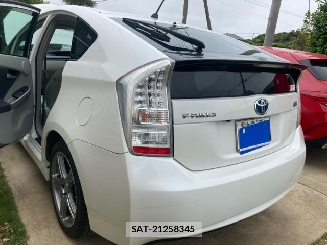 Toyota PRIUS 2009-07 7329477-3