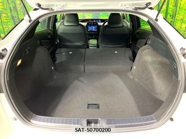 Toyota PRIUS 2020-09 7329436-10