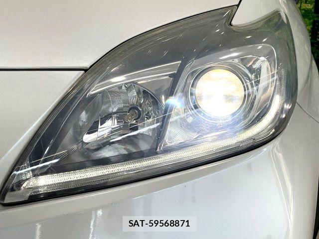 Toyota PRIUS 2013-02 7329443-11
