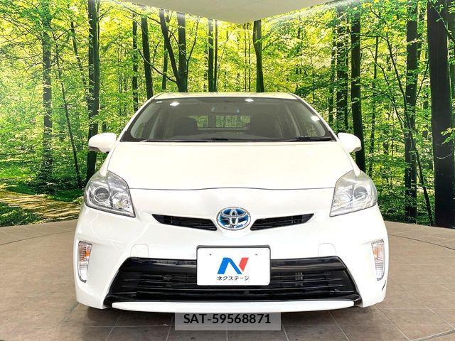 Toyota PRIUS 2013-02 7329443-13