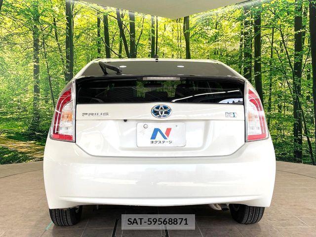 Toyota PRIUS 2013-02 7329443-14