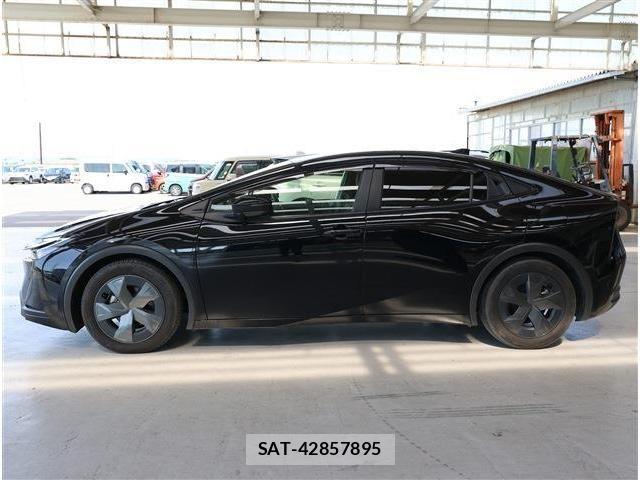 Toyota PRIUS 2023-11 7329418-23