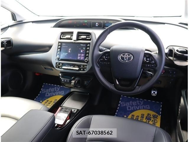 Toyota PRIUS 2021-07 7329413-6
