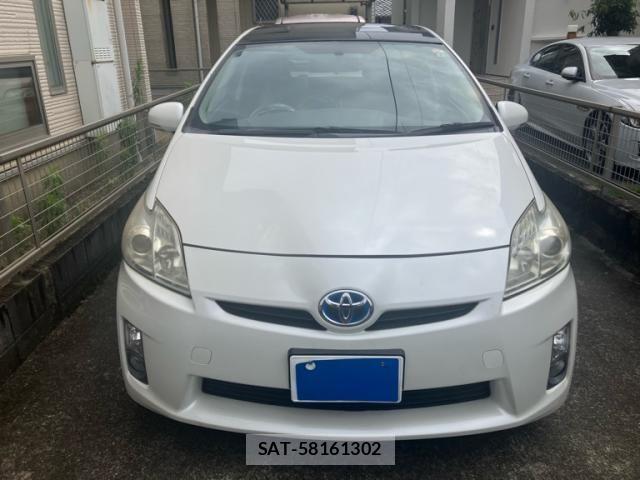 Toyota PRIUS 2010-01 7329483-0