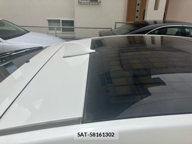 Toyota PRIUS 2010-01 7329483-23